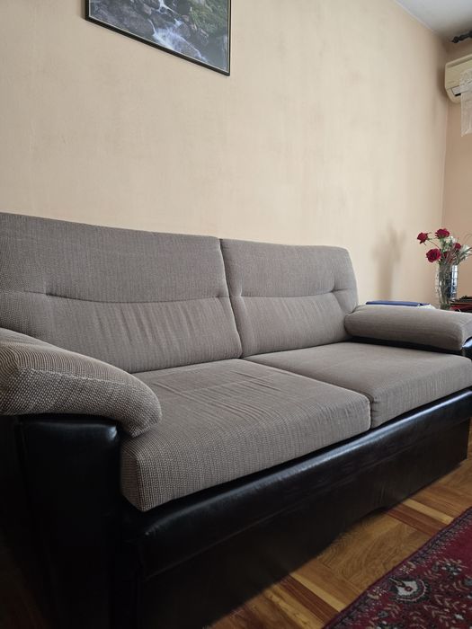 Разтегателен диван и фотьойл