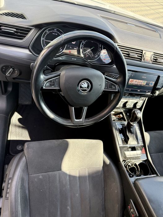 SKODA Superb 2017 — imagine 5