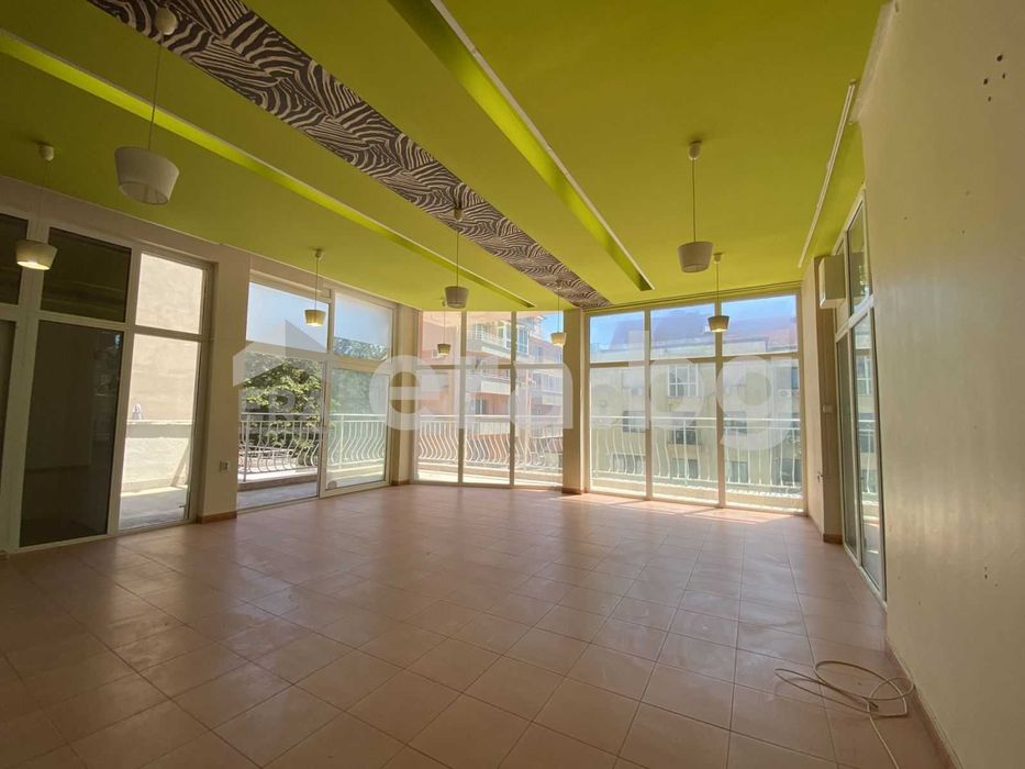 Дава се под наем Заведение в Варна, Бриз - 147 кв.м за 600 € - Снимка #2