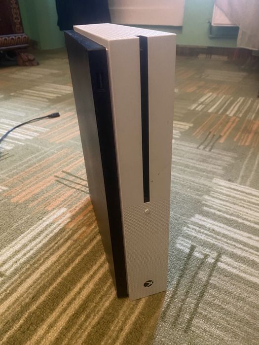 Repar laptopuri, PC-uri și console PS/Xbox | Curățare, upgrade