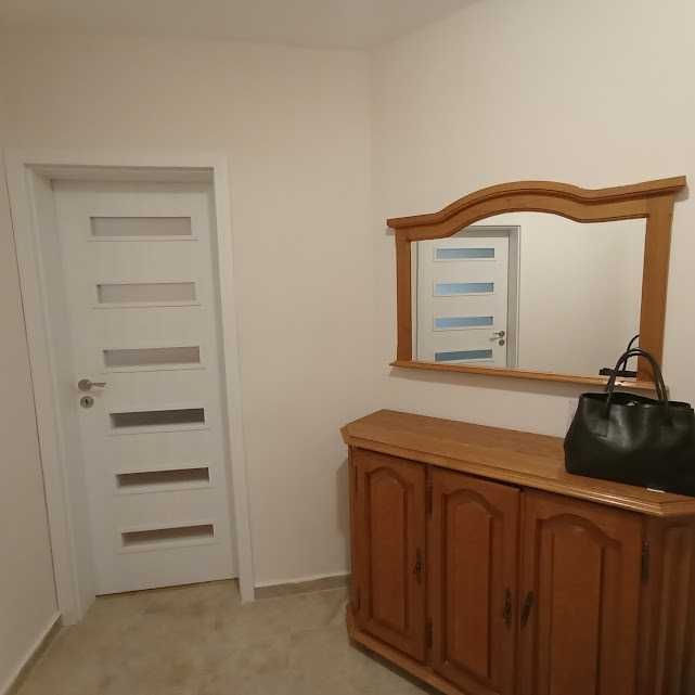 Дава се под наем Офис в Бургас, Център - 90 кв.м за 200 € - Снимка #1