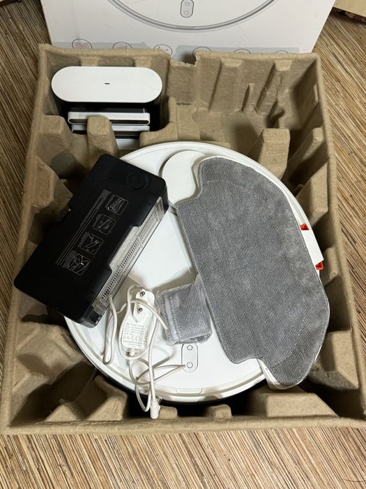 Робот пылесос Mi  Robot Vacuum Mop P