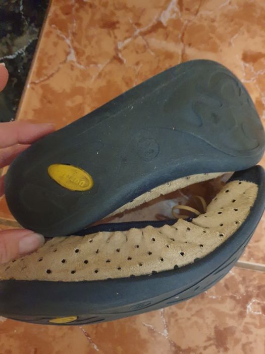 Дамски сандали-два модела и балеринки