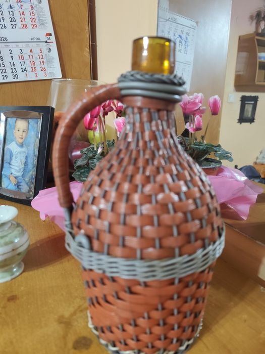 Дамаджана 2.5литра шише