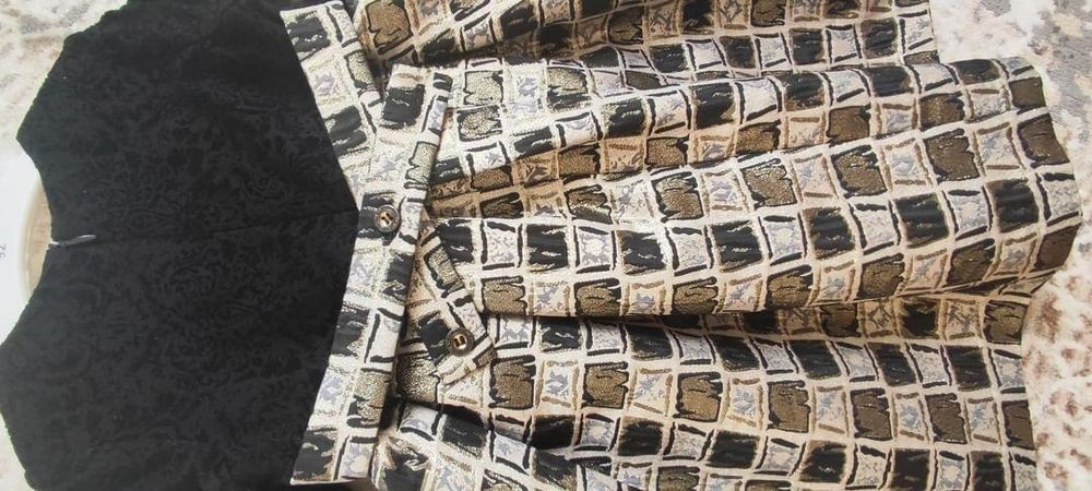 Продам нарядное платье