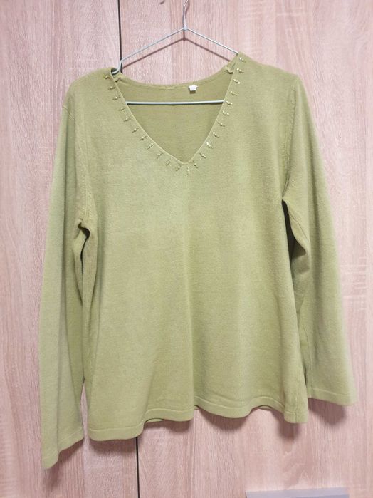 Pulover gri, marimea M