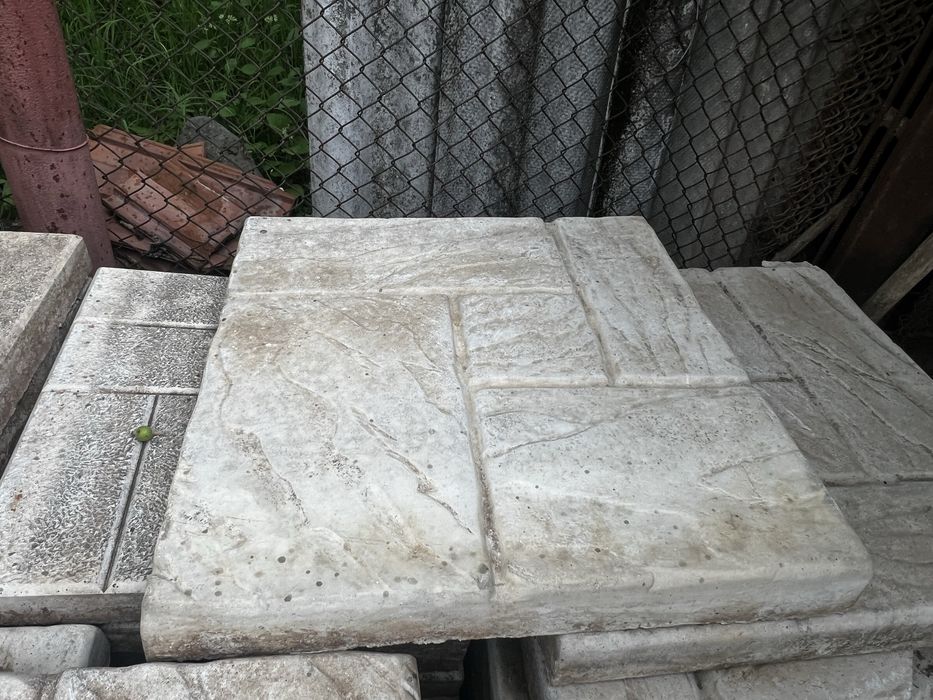 Dale beton 500x500x60, 9 lei