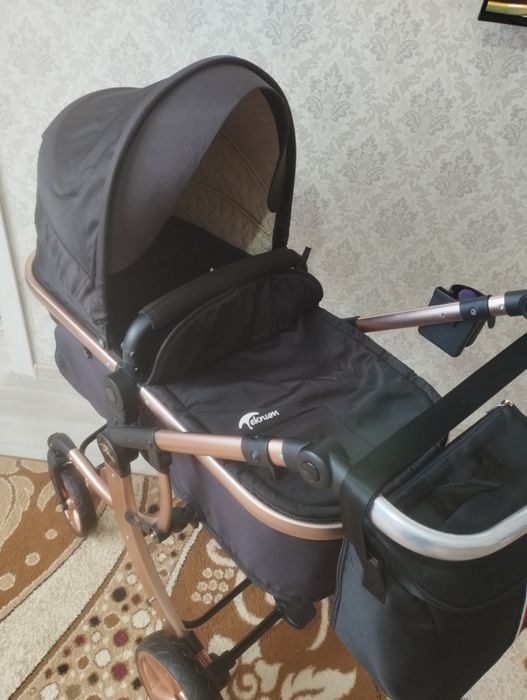 Продам коляску всё имеется в комплекте.