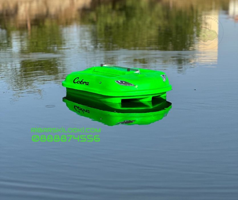 Лодка за захранка COBRA с 3 години гаранция