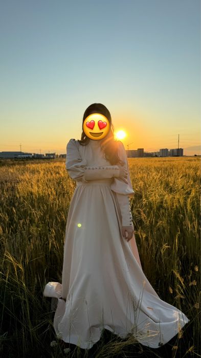 Платье в пол, бежевое