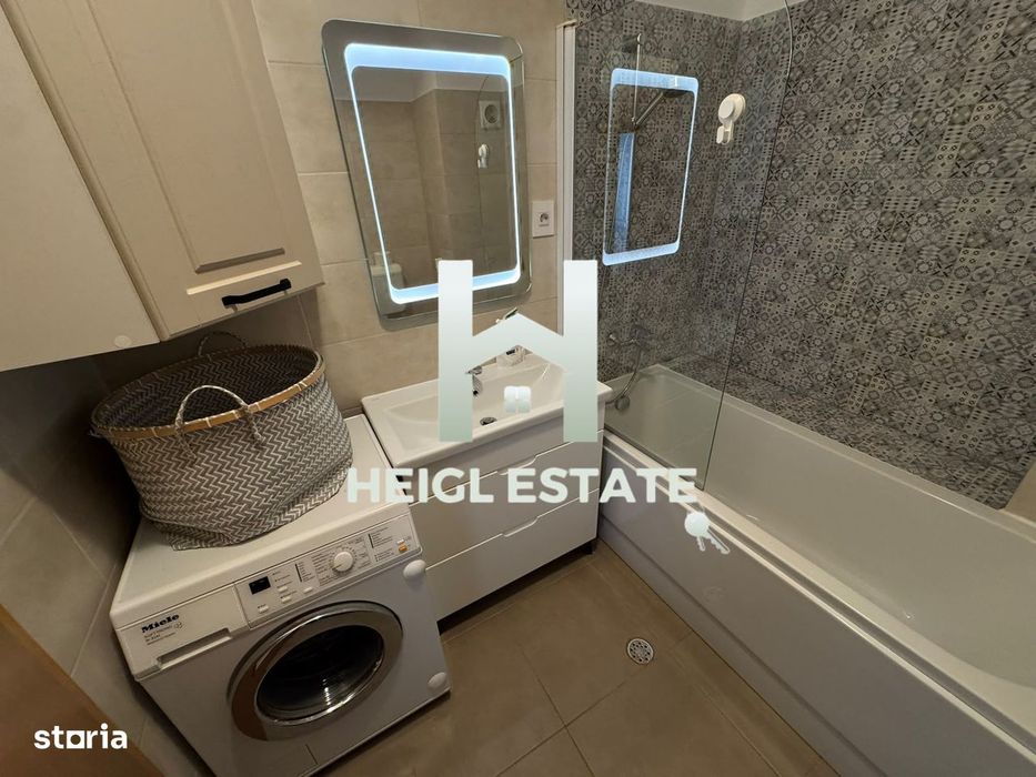 Apartament cu 3 camere si parcare privata, zona Torontalului, Lângă VO