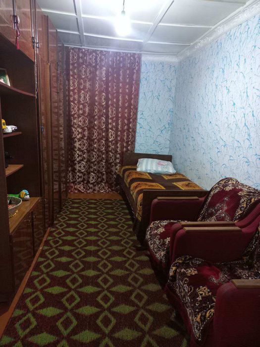 Yangiyul saxarniyda 6 ta xonali 10,5 sotok xovli  sotiladi