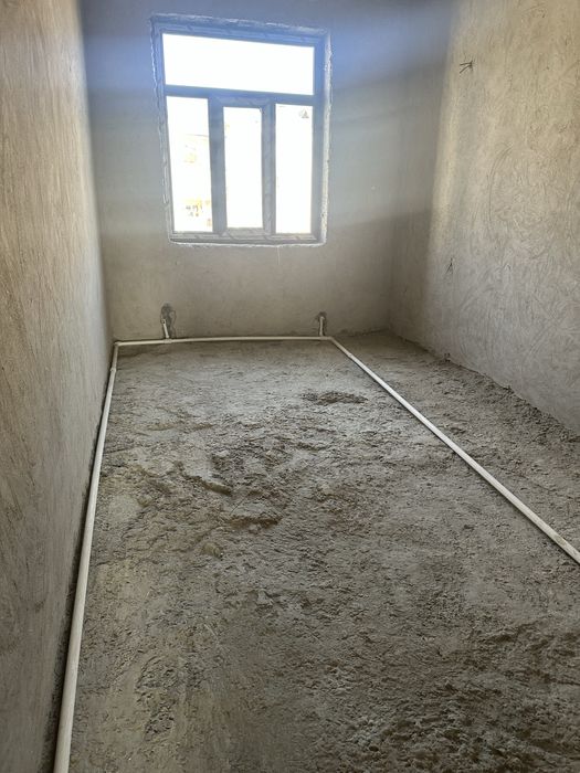 7 mikro rayonda 2 xonali kvartira sotiladi