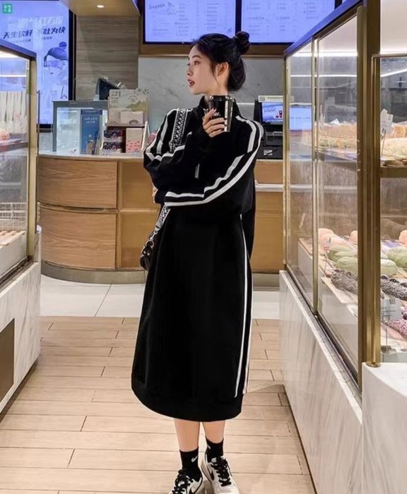 Длинный свитер  новый скидка 100 тыщ