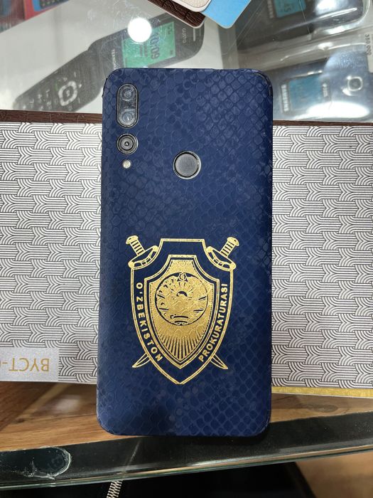 Xa Huavey y9 128 xotira zaryad Yaxshi ushlaydi