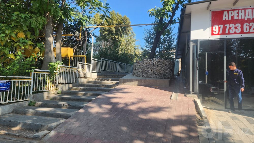 Chilonzor Qozirabodda dream park yonida 60m² biznes uchun joy ijarasi