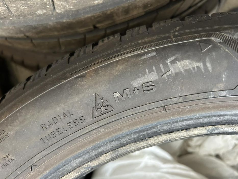Good Year Зимни гуми 245 / 45 R18 Дот 2024