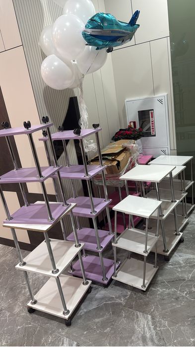 Продам Кушетки и помощники !