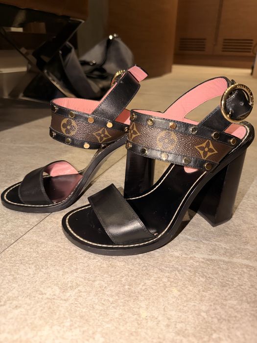 Обувки Louis Vuitton