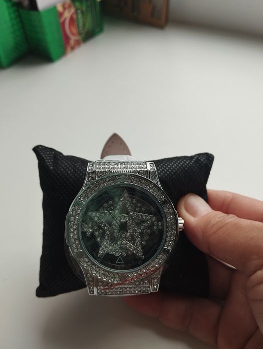 Браслет  унисекс и часы оригинальные