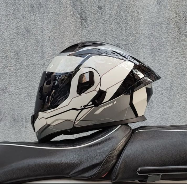 Мото шлемы ORZ