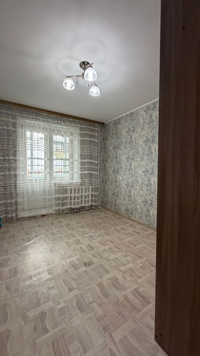 Продам 3комн., 4 мкрн.