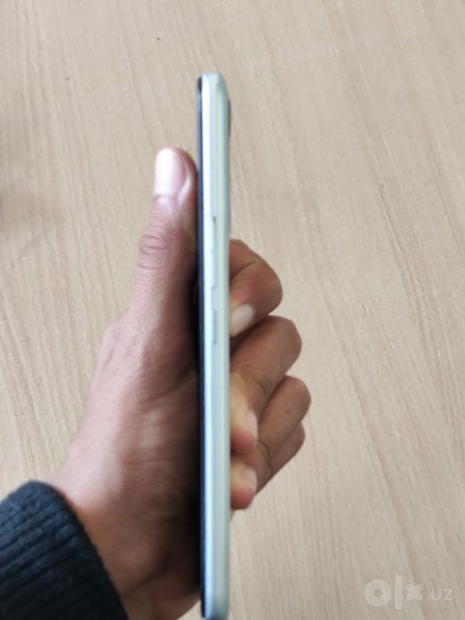 Tecno spark 8c sotiladi