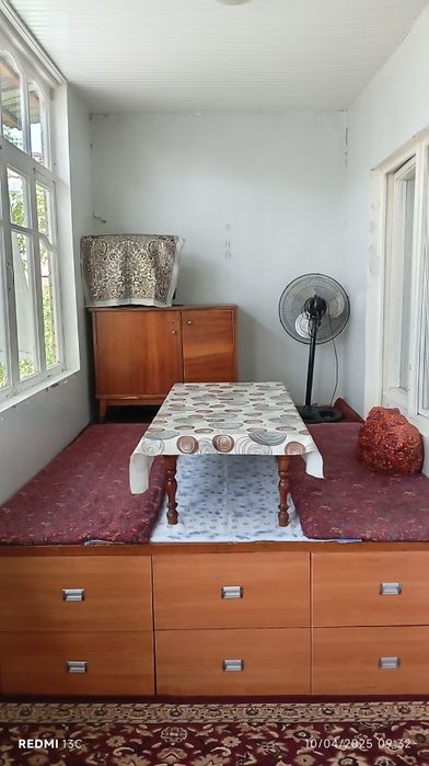 Квартира сотилади 5 хонали Кора Камиш 2/5 даха Сув буйида атрофи озода