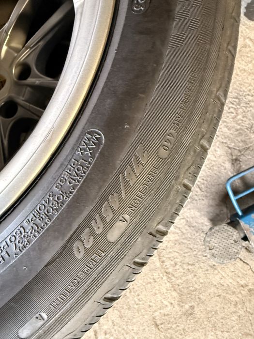 Гуми с джанти от porsche cayenne всесезонни 275/45/20 и 305/40/20