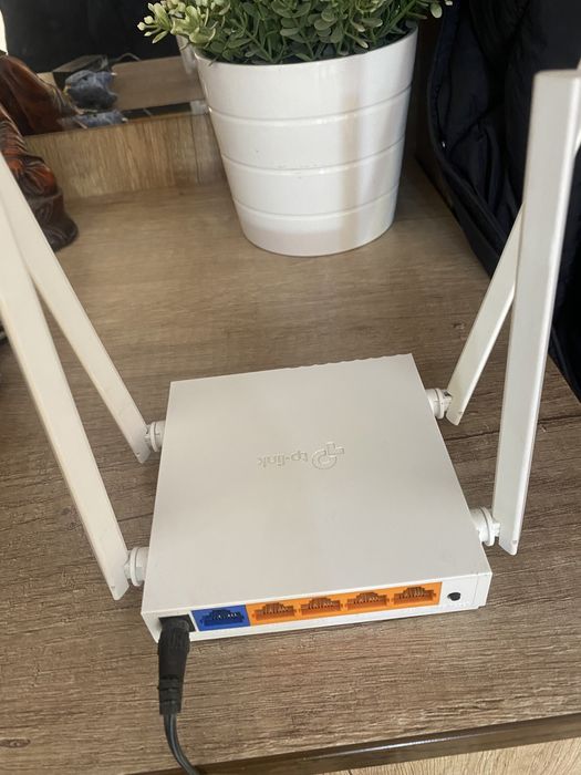 Продается роутер TP link