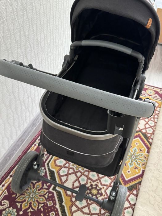 Продается  коляска для новорежденного отдам автоклесло