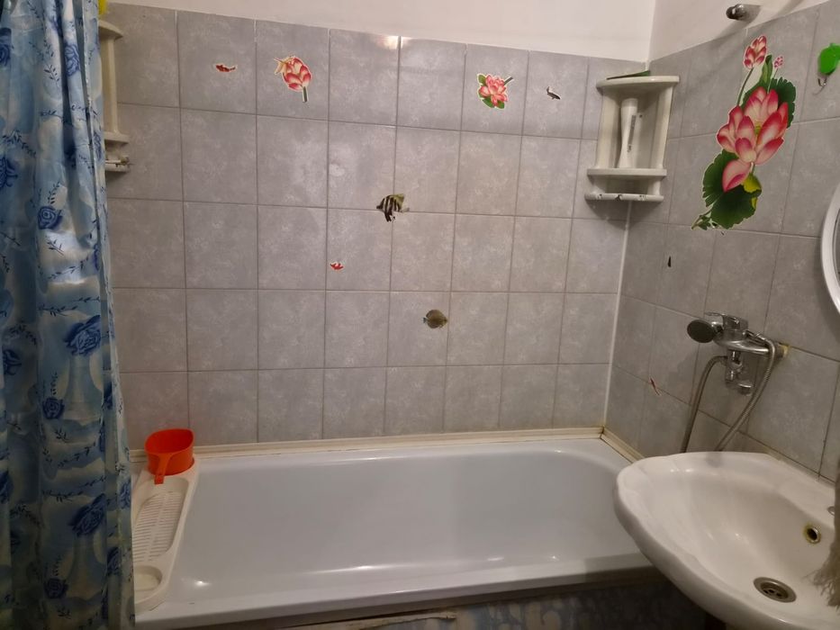 Сдам 2 ком квартиру в районе Рабочего