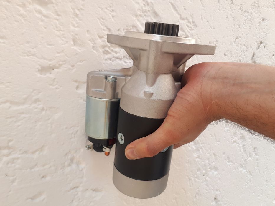 Electromotor nou mini excavator Komatsu PC10 PC15 PC20 PC35 PC40 PC50