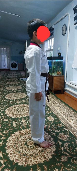 Форма для тхэквондо и вся экипировкаа