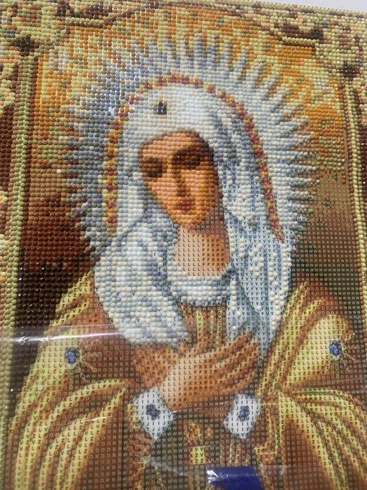 Vand tablou gata facut,cu diamante