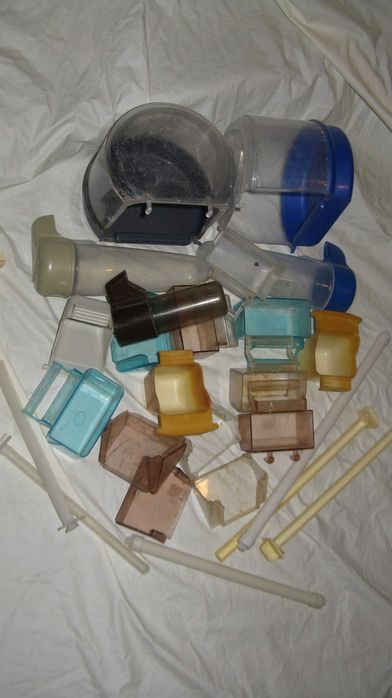 Vand accesorii colivii canari, papagali 35 lei toate