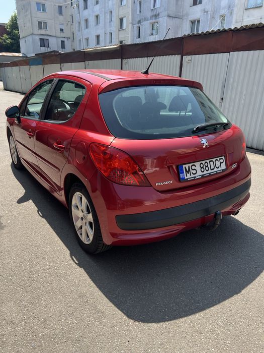 PEUGEOT 207 – 1.6 VTI, 120 CP – An 2007 – Benzină - Automată