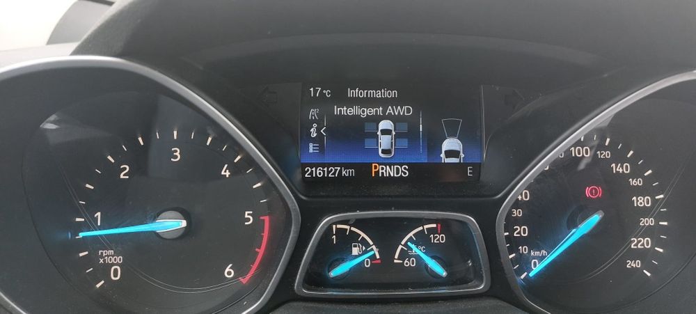 Ford Kuga 4x4 Titanium 180CP