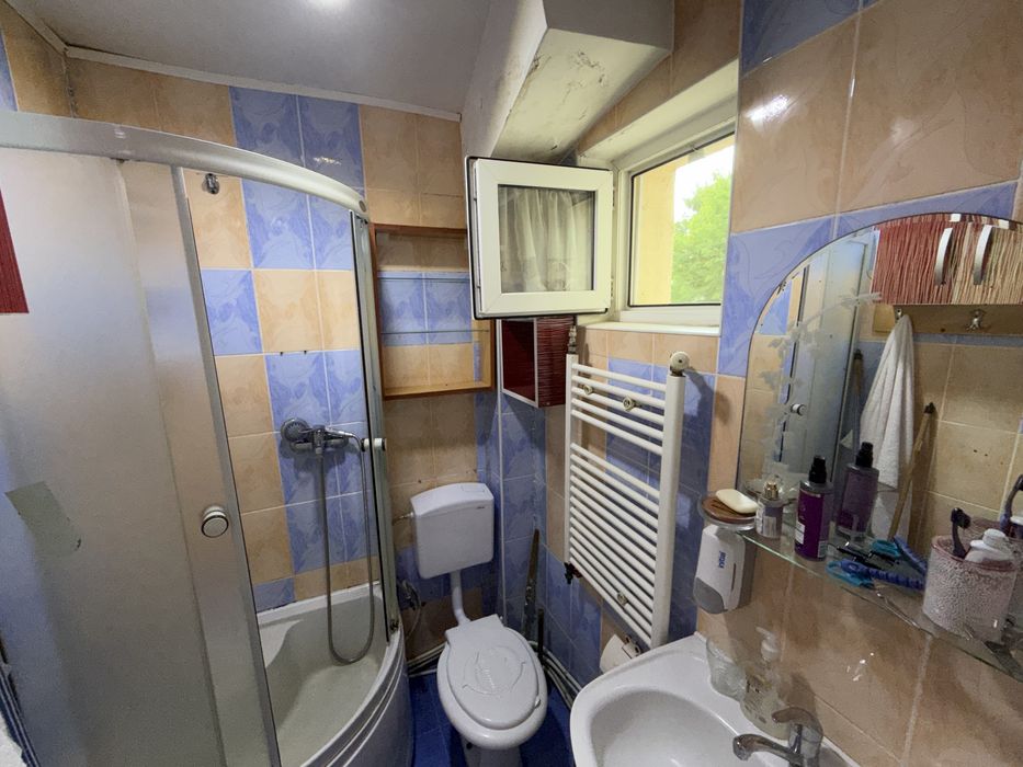 Închiriez apartament Bârlad