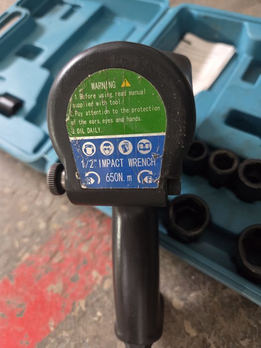 Пневмогайковерт BossFORCE новый