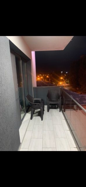 2 camere rezidential,propietar,geam la baie mobilat,utilat si parcare