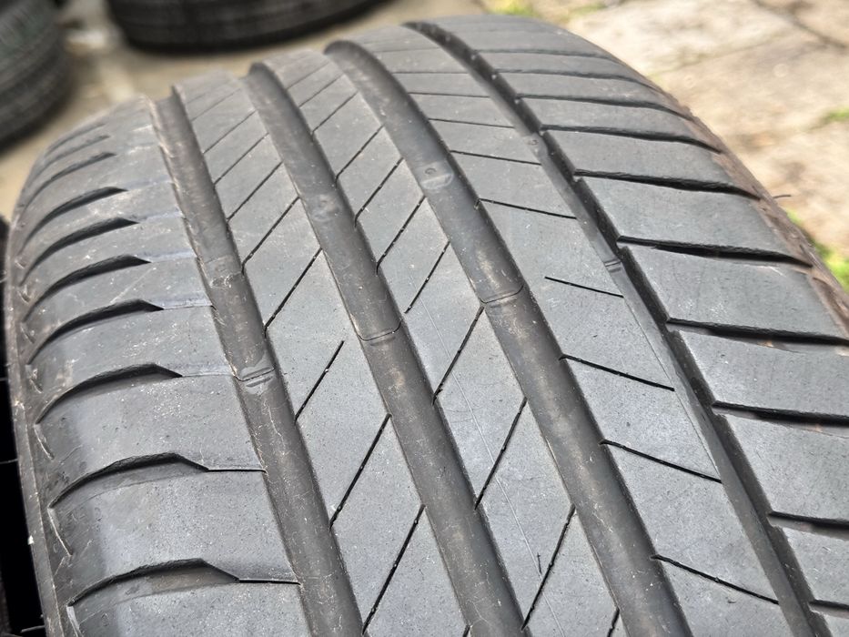 225/45/R17 Bridgestone Turanza 4бр летни dot1322