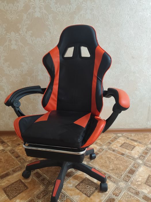 Компютерный кресло