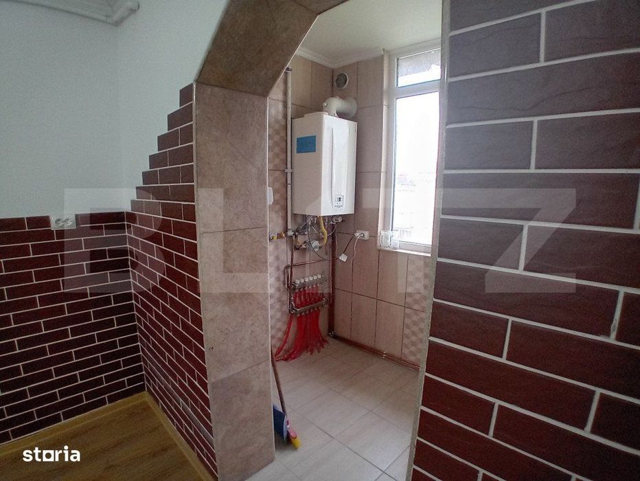 Apartament renovat cu 2 camere decomandate si garaj in Dumbrava Nord Z