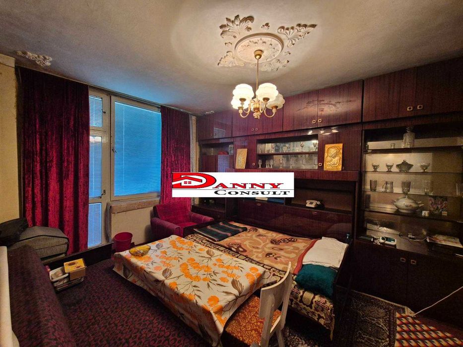 Тристаен апартамент в гр. Долна Оряховица