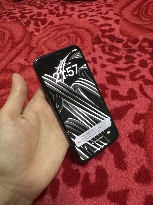 Продам Iphone xs