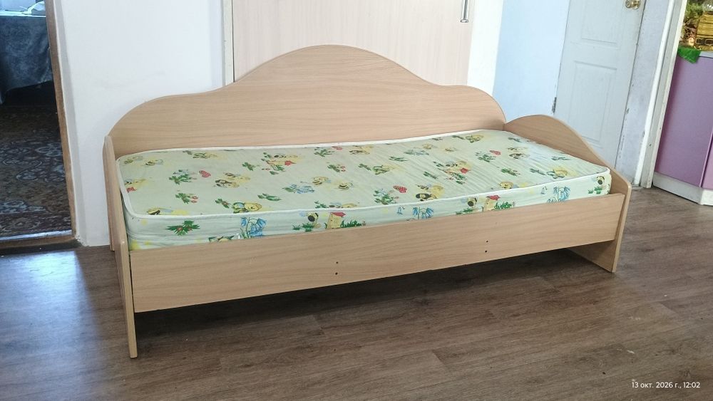 Продам кровать 80 на 190 см