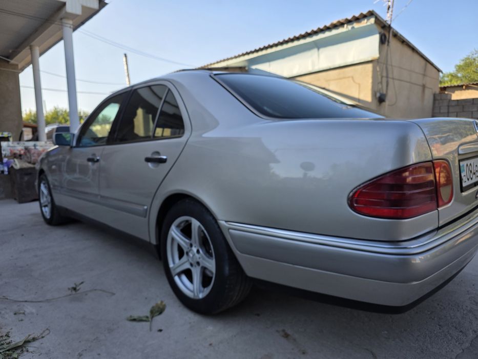 Мерседес бенц 230