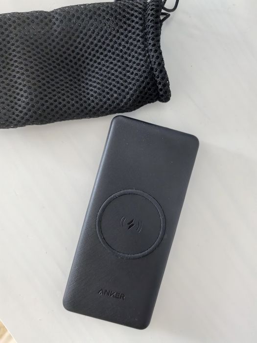 Baterie externa hybrid