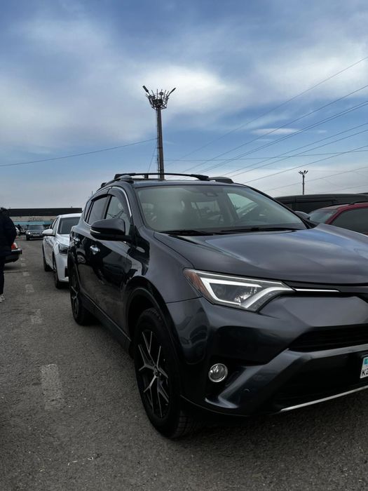 Toyota RAV 4 Машина